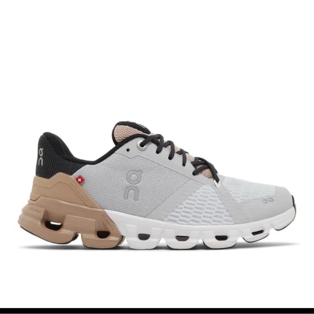On Cloud CloudFlyer Running Shoe in Light Gray, Black and Bronze Women 7.5
